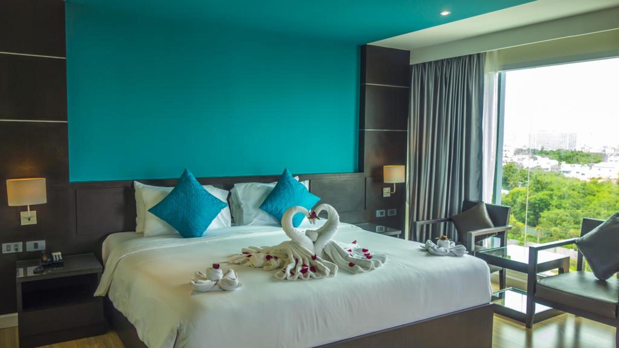 Unique Regency Pattaya Hotel Екстериор снимка