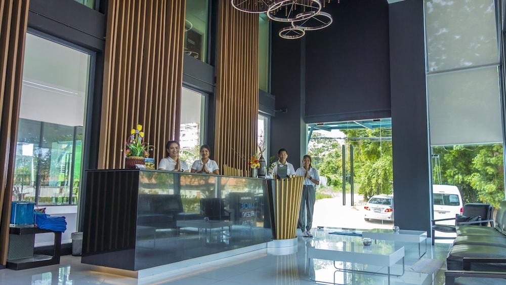 Unique Regency Pattaya Hotel Екстериор снимка